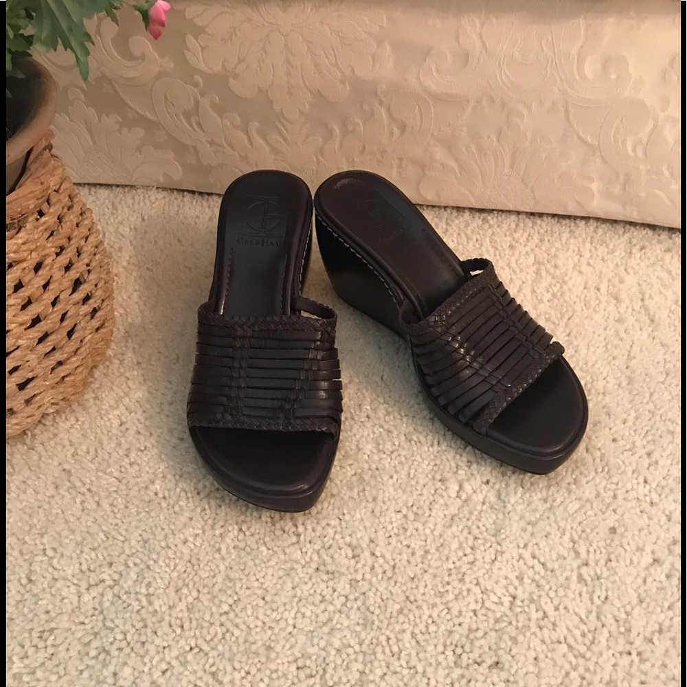 Cole Haan size 5 1/2 brown leather wedge sandal